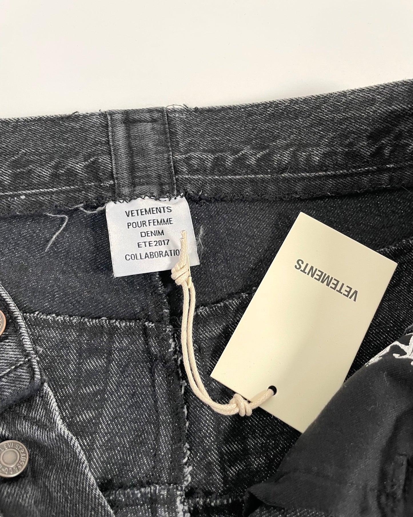 SS 17 Restructured Jeans