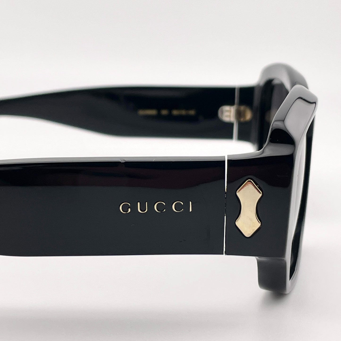 SS 20 Black Retro Sunglasses