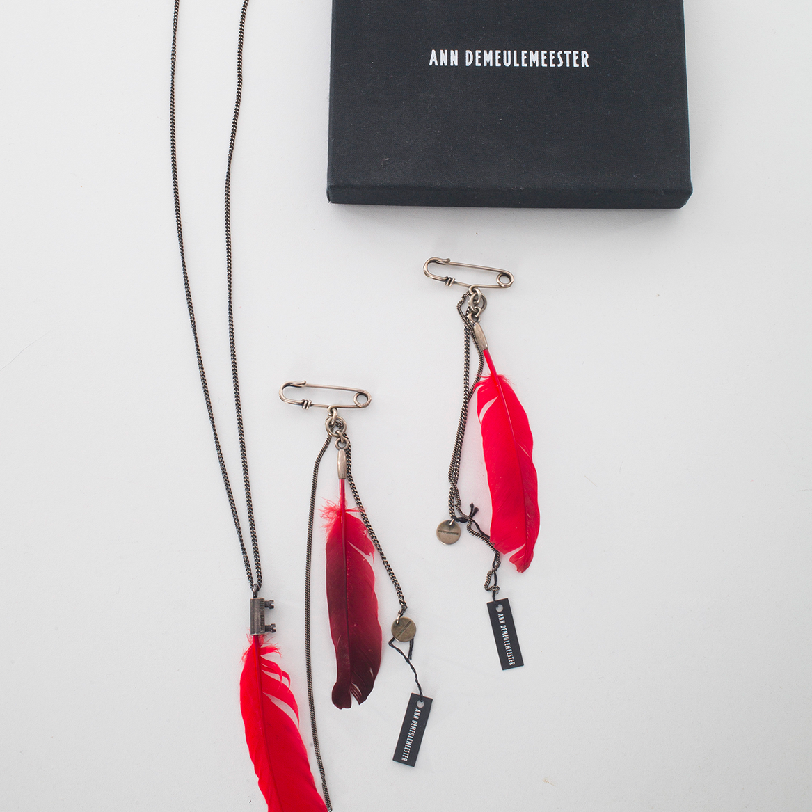 FW 10 Red Feathers Pendant Necklace & Brooches