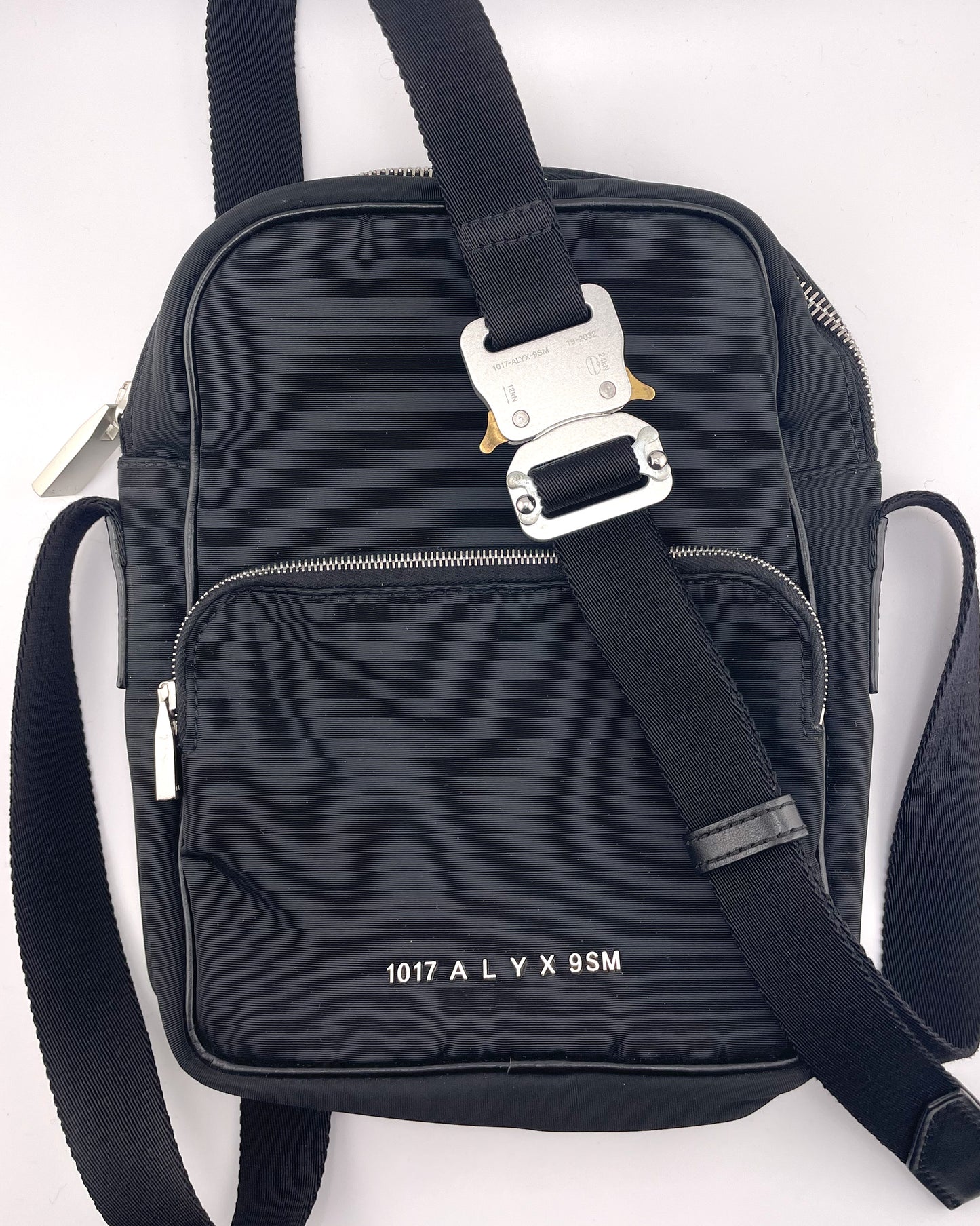 SS 21 Camera Buckle bag