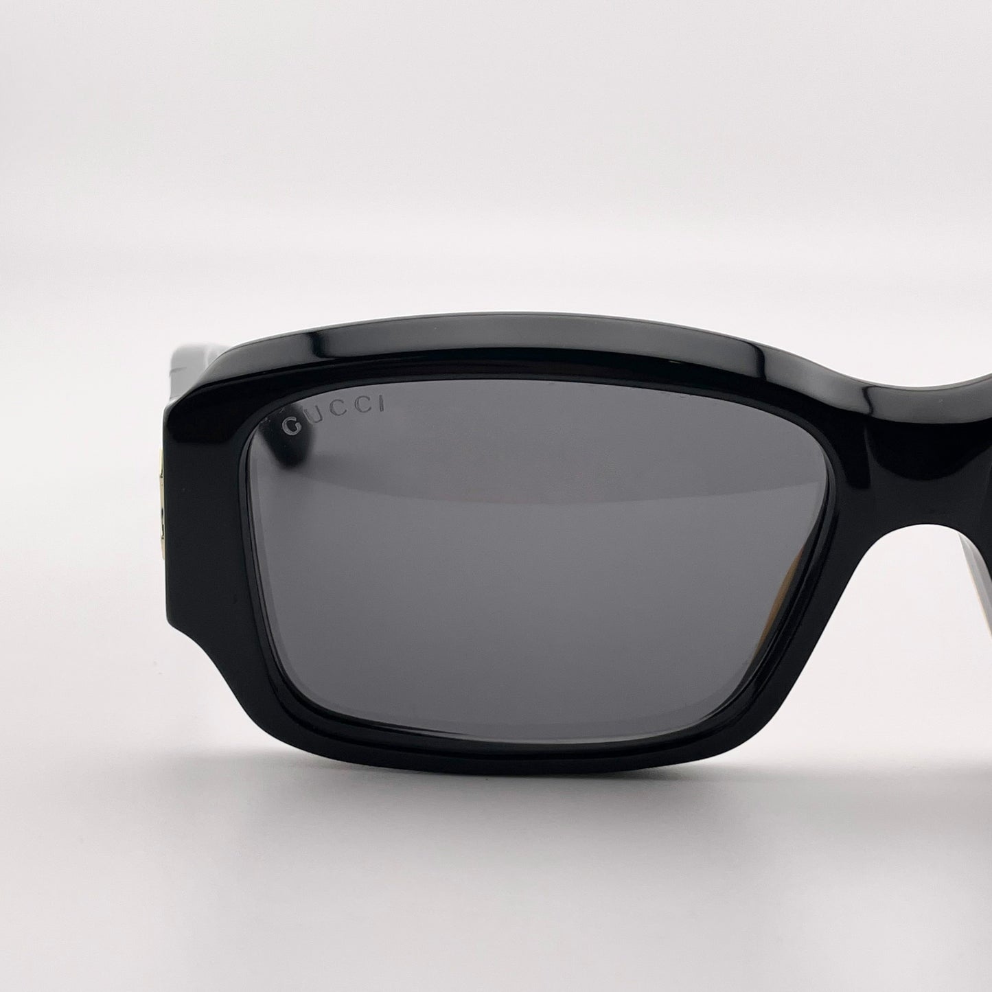 SS 20 Black Retro Sunglasses