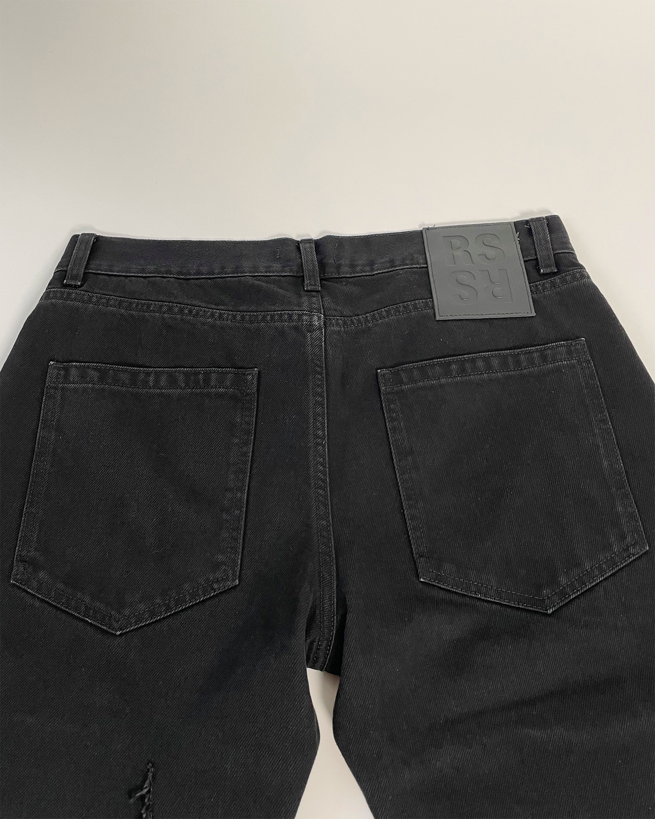 SS 20 Destroyed Denim Short