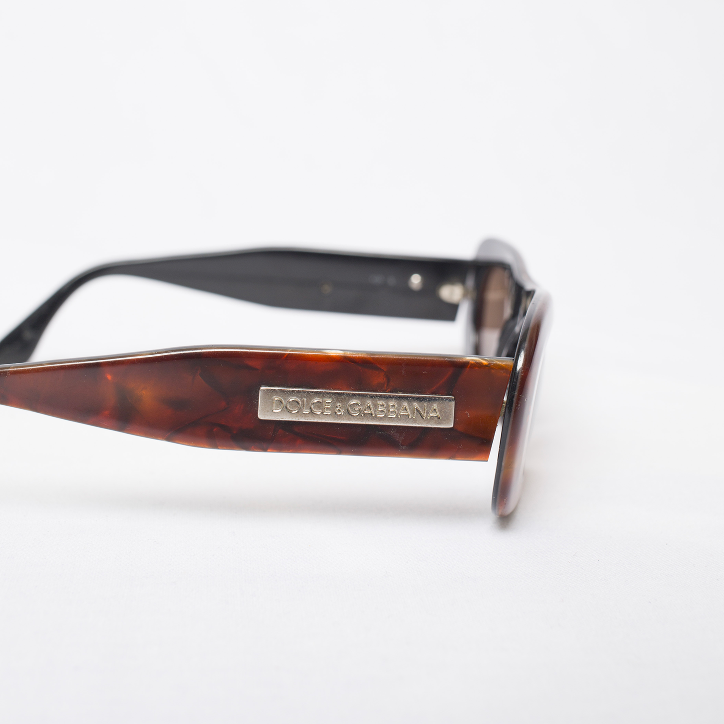 90's Woody Oval Sunglasses